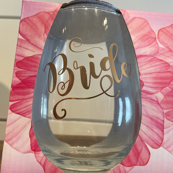 4 Stemless Wine Glasses Bridesmaid / Bride - Picture 3 of 4